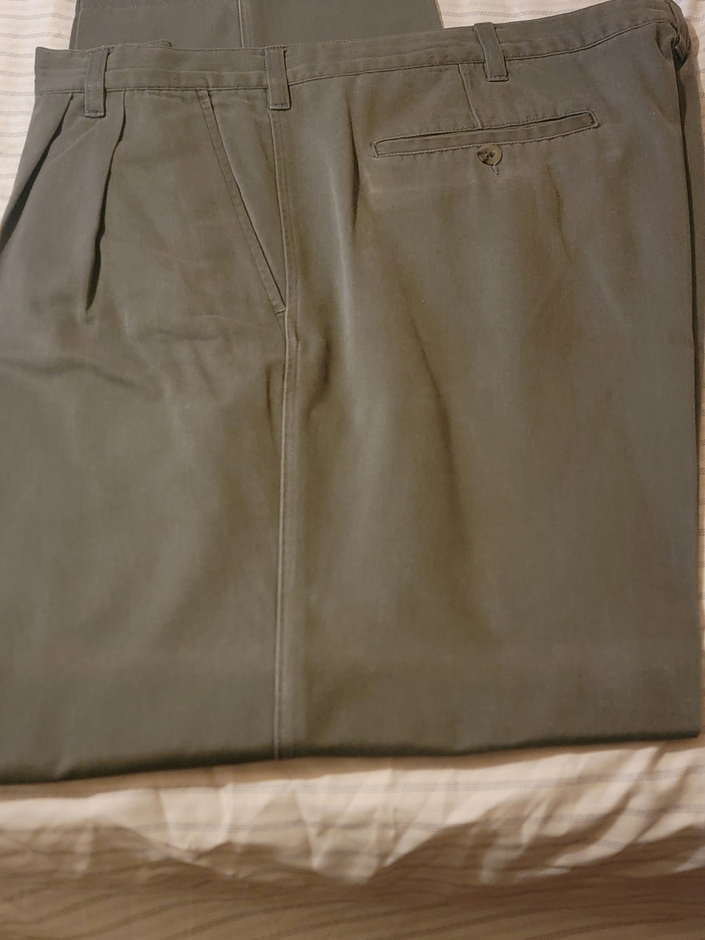 Cherokee Olive Green Pleated Dress Pants